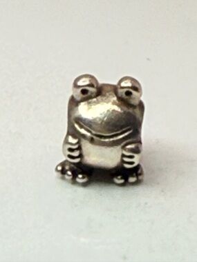 Pandora Happy Frog Charm Sterling Silver 925 ALE 790247